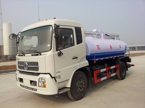 東風多利卡10噸二手吸糞車及藍牌車型報價解析